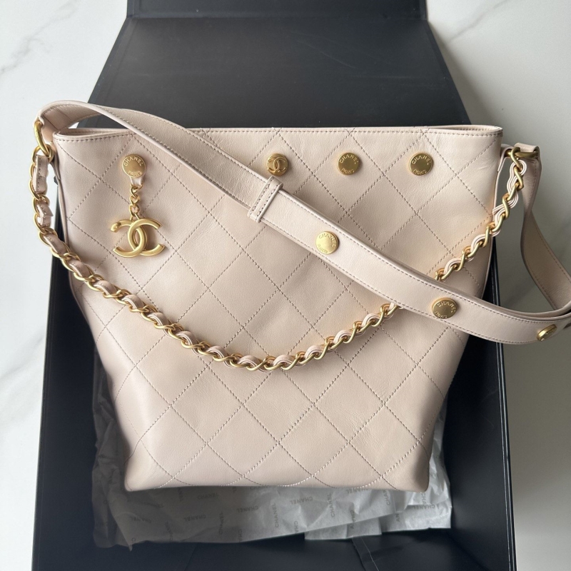 Ch*el shopping bags